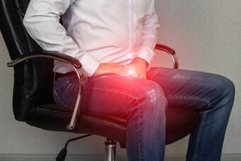 Prostatitis seinaleak dituen gizona